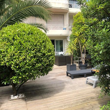 Only 60M To The Beach, 2 Bedroom Cozy Apartment, 80M2 Big Garden, Very Central Cannes Exteriér fotografie
