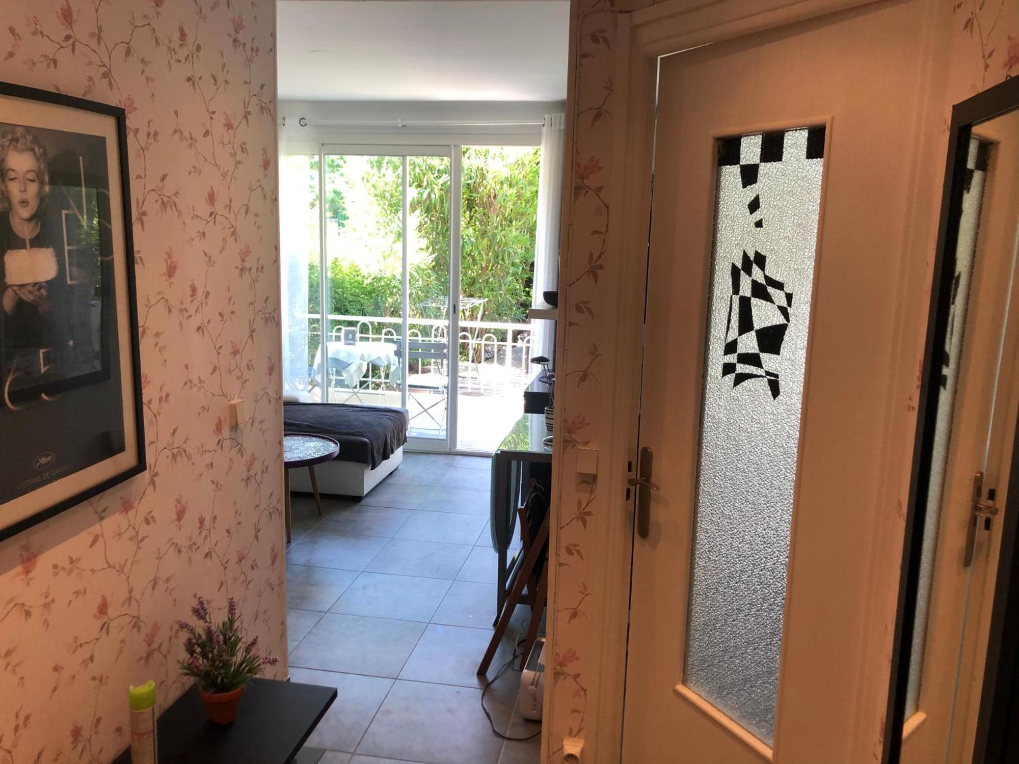 Only 60M To The Beach, 2 Bedroom Cozy Apartment, 80M2 Big Garden, Very Central Cannes Exteriér fotografie